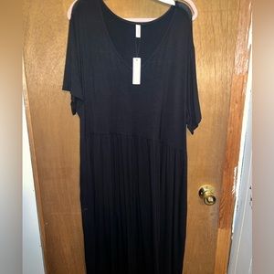 Black v neck midi dress new with tags